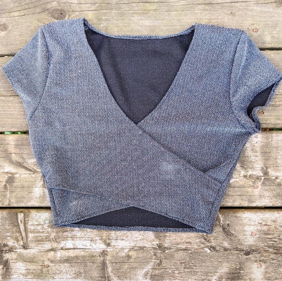 Metallic crop top - Picture 1 of 2